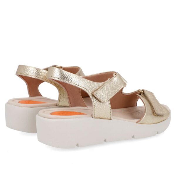 Sandália Plataforma Couro Dourado Ajuste Fecho-Flex - Imagem 6