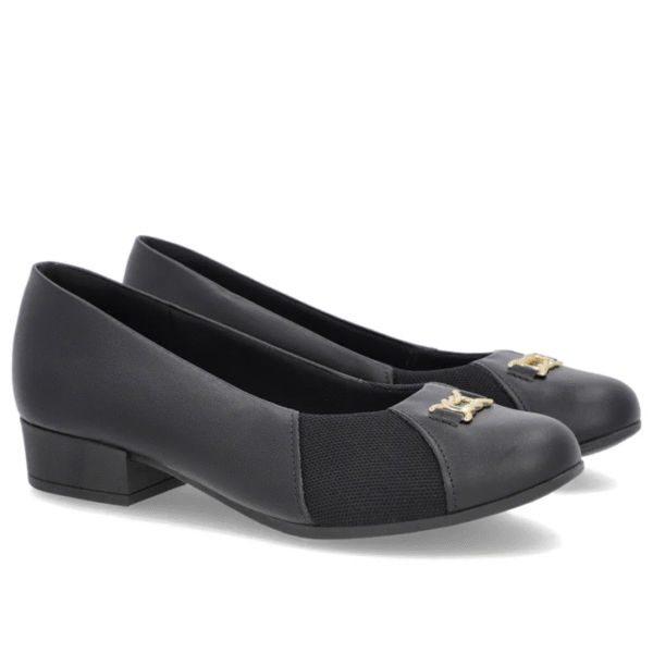 Scarpin Preto Couro Bico Redondo Tecido Lateral - Imagem 3