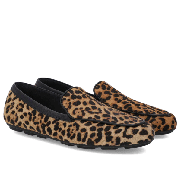 Loafer Pelo Animal Print Bico Redondo - Imagem 4