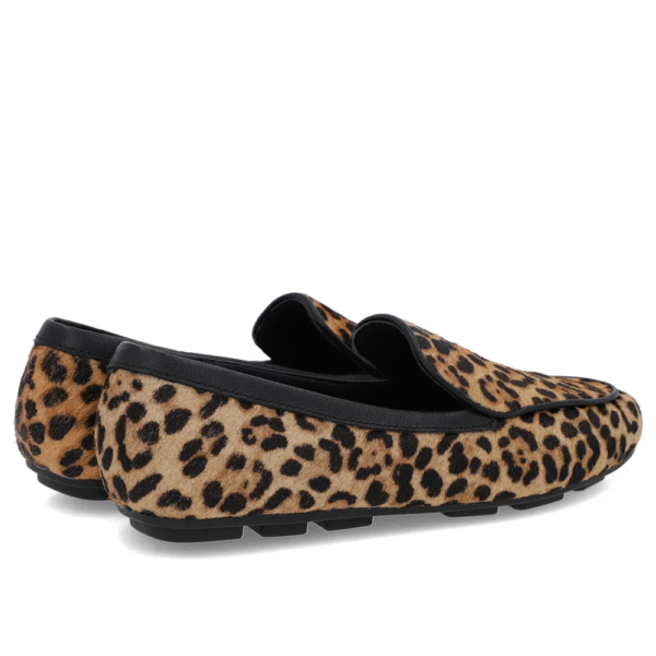 Loafer Pelo Animal Print Bico Redondo - Imagem 8