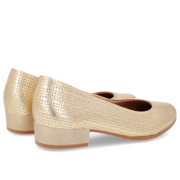 Scarpin Dourado Couro Bico Redondo - Imagem 5