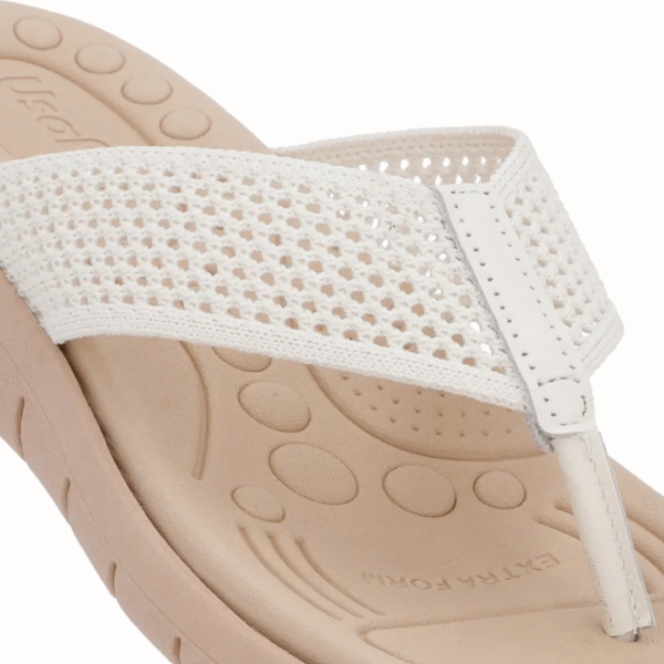 Chinelo Salto Rasteiro Tricot Branco Marfim - Imagem 9