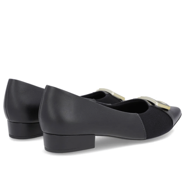 Scarpin Preto Couro Bico Fino Enfeite - Imagem 5