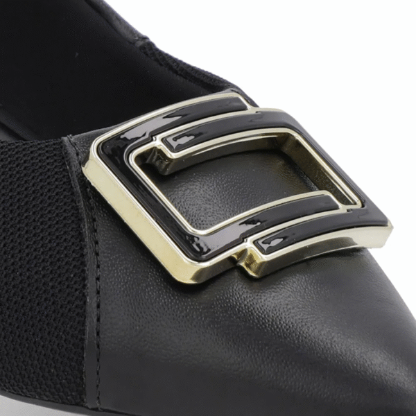 Scarpin Preto Couro Bico Fino Enfeite - Imagem 7