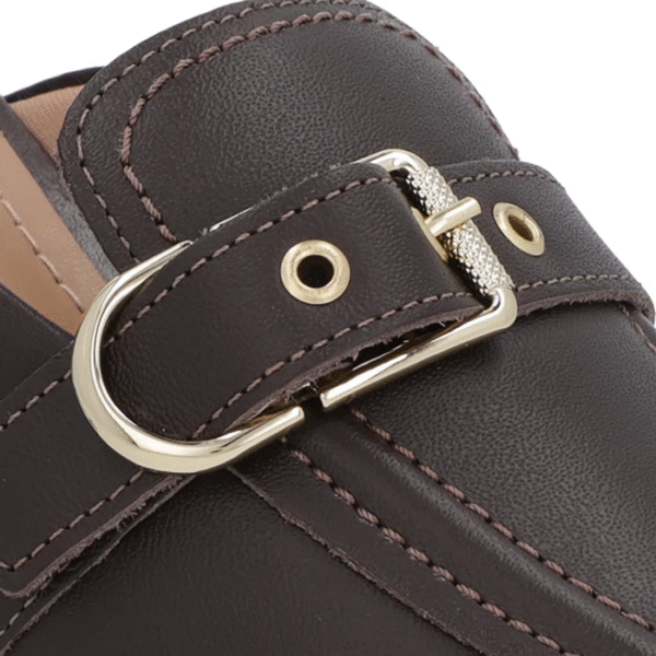 Mule Marrom Couro Salto Kitten Fivela - Imagem 7