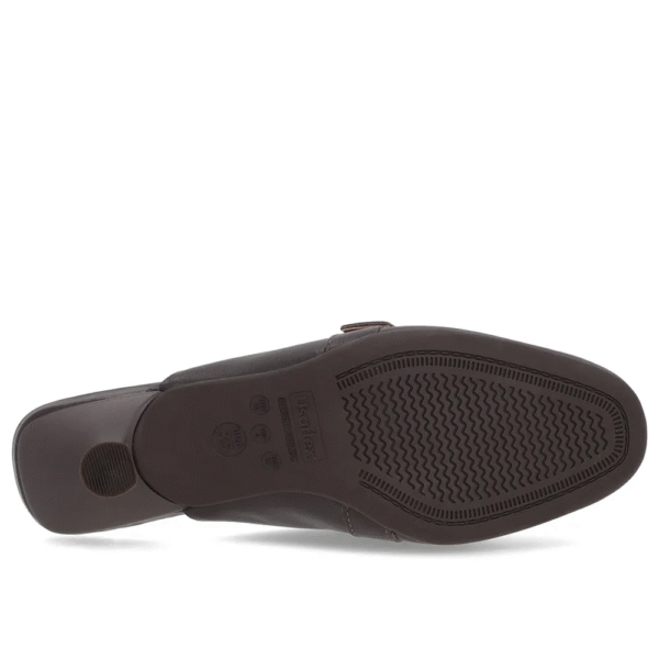 Mule Marrom Couro Salto Kitten Fivela - Imagem 10