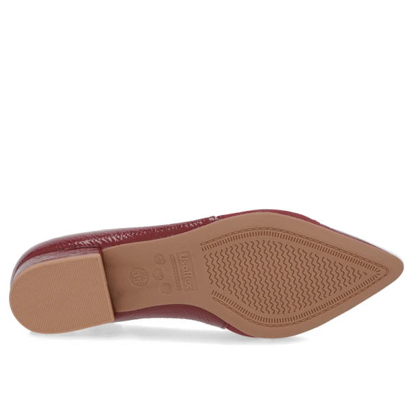 Scarpin Vermelho Verniz Bico Fino Enfeite - Imagem 10