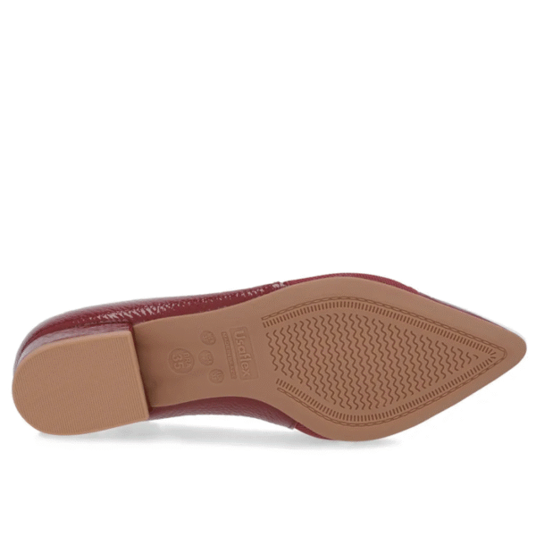 Scarpin Vermelho Verniz Bico Fino Enfeite - Imagem 9