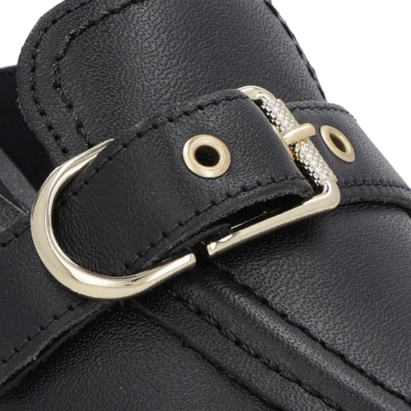 Mule Preta Couro Salto Kitten Fivela - Imagem 9