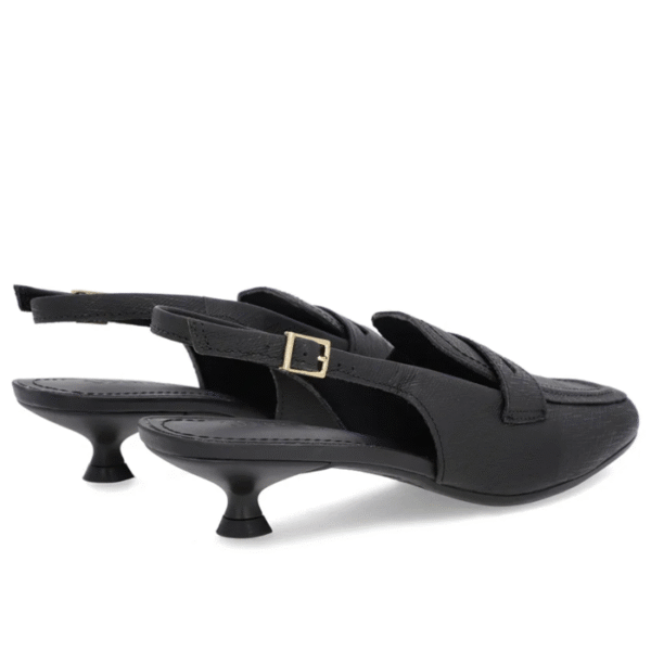 Slingback Preto Tira Calcanhar Couro Textura - Imagem 5